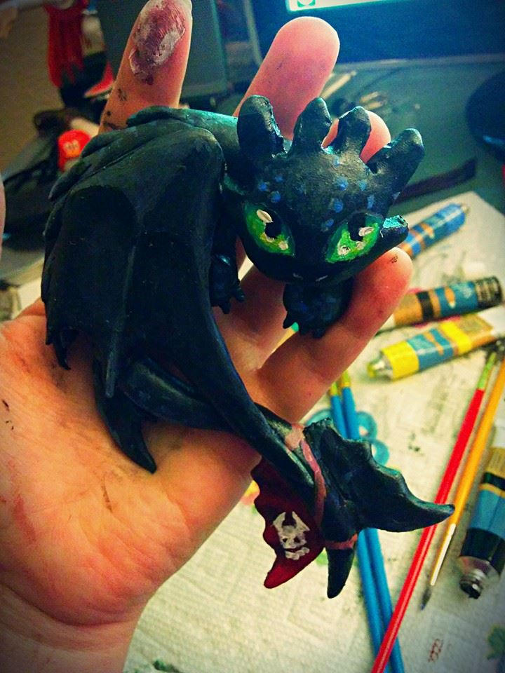Toothless Sculpt- painted by Lustuad on DeviantArt