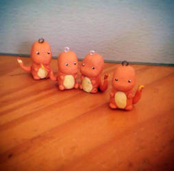 Tiny Charmander charms