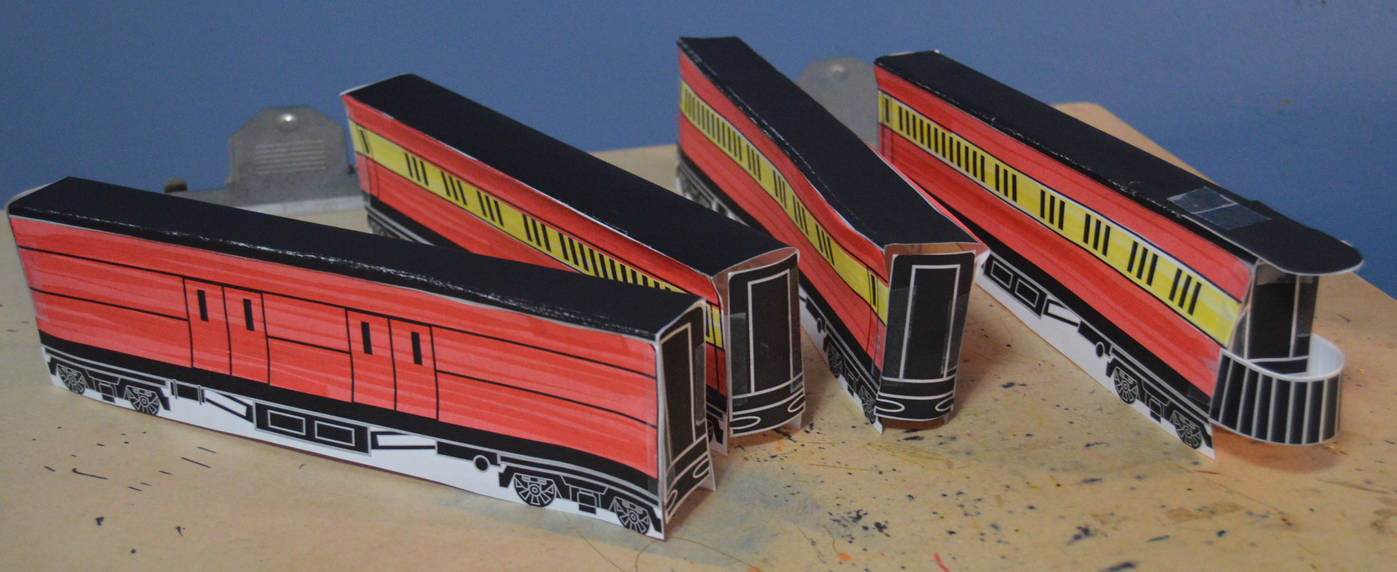 Red Paper Train Paper Models - Red Coaches by marimba54 on DeviantArt