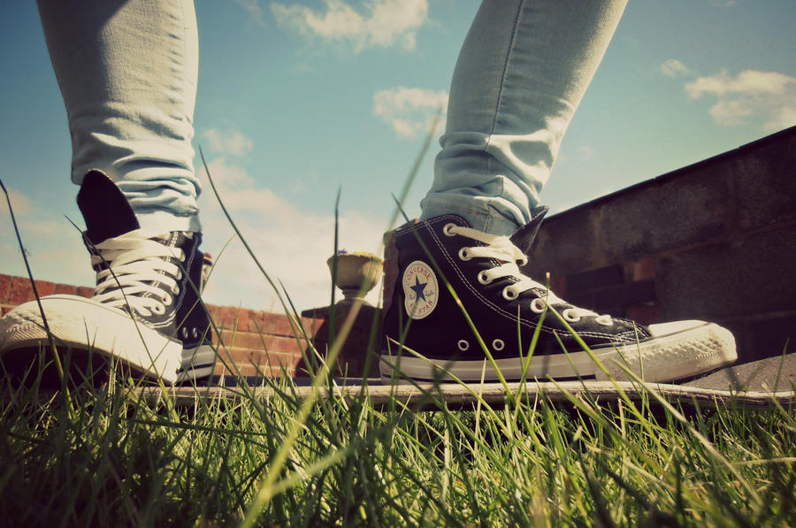 Converse Deviantart Converse by CutiieePiiee on DeviantArt