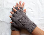 Owl Gloves by Wildphoenix22