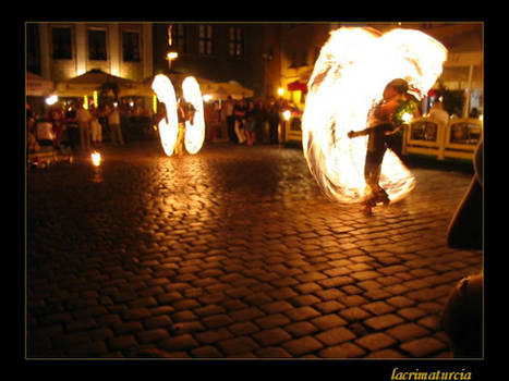 fire show night