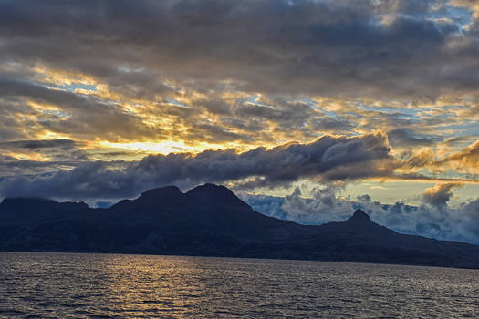 0286 Sunset in Lofoten Norway