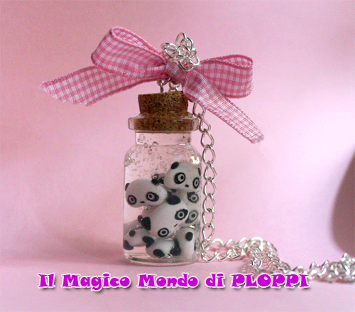 FIMO Tarepanda in jar necklace