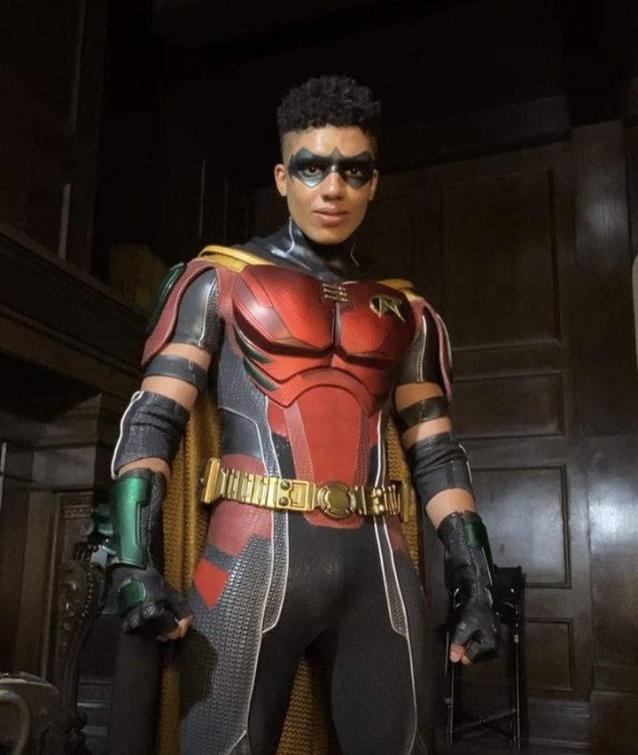 Titans First Look: Will Tim Drake Bring the Team Some Needed Good