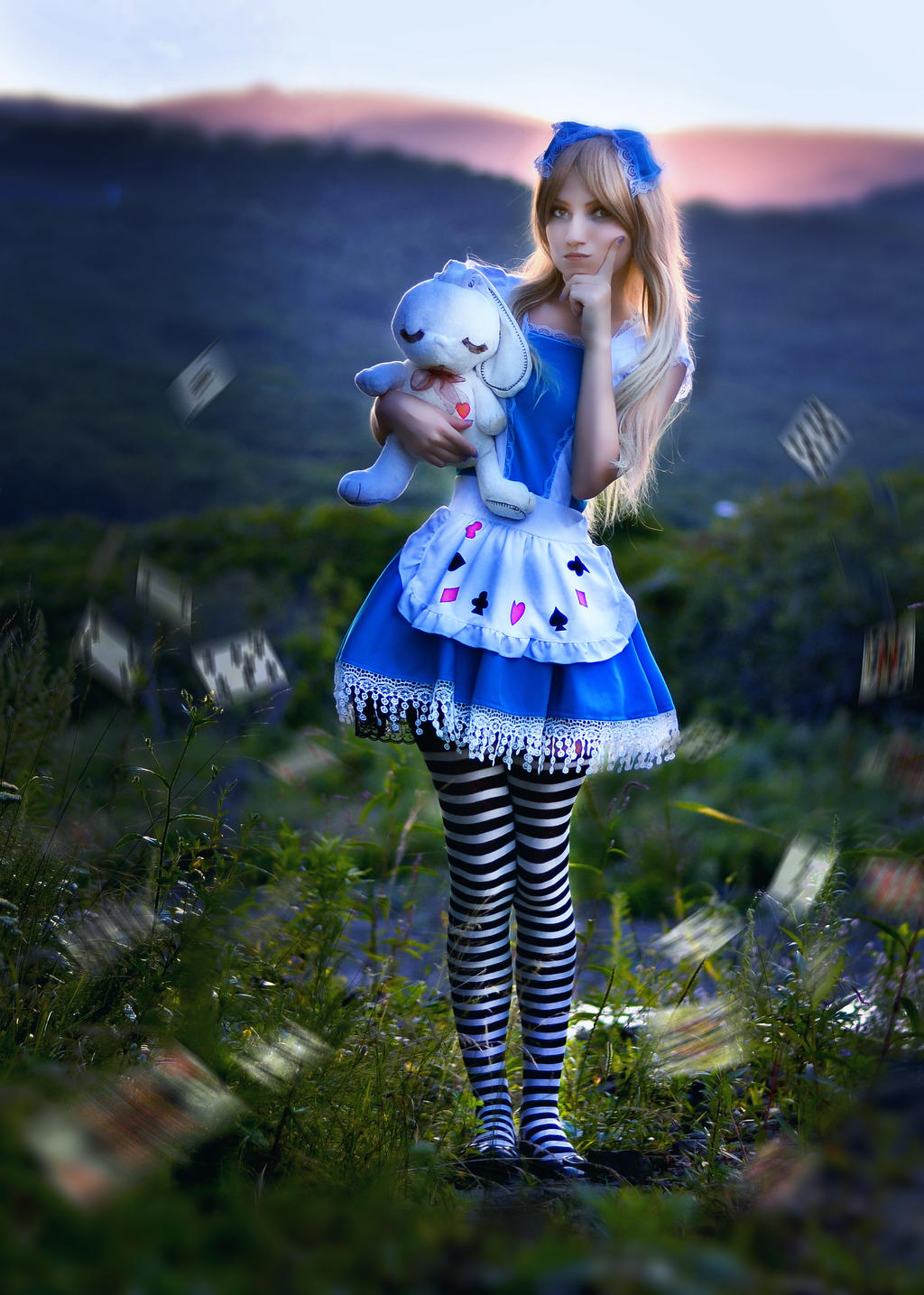 Alice in Wonderland by elara-dark on DeviantArt