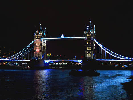 Tower Bridge (night)