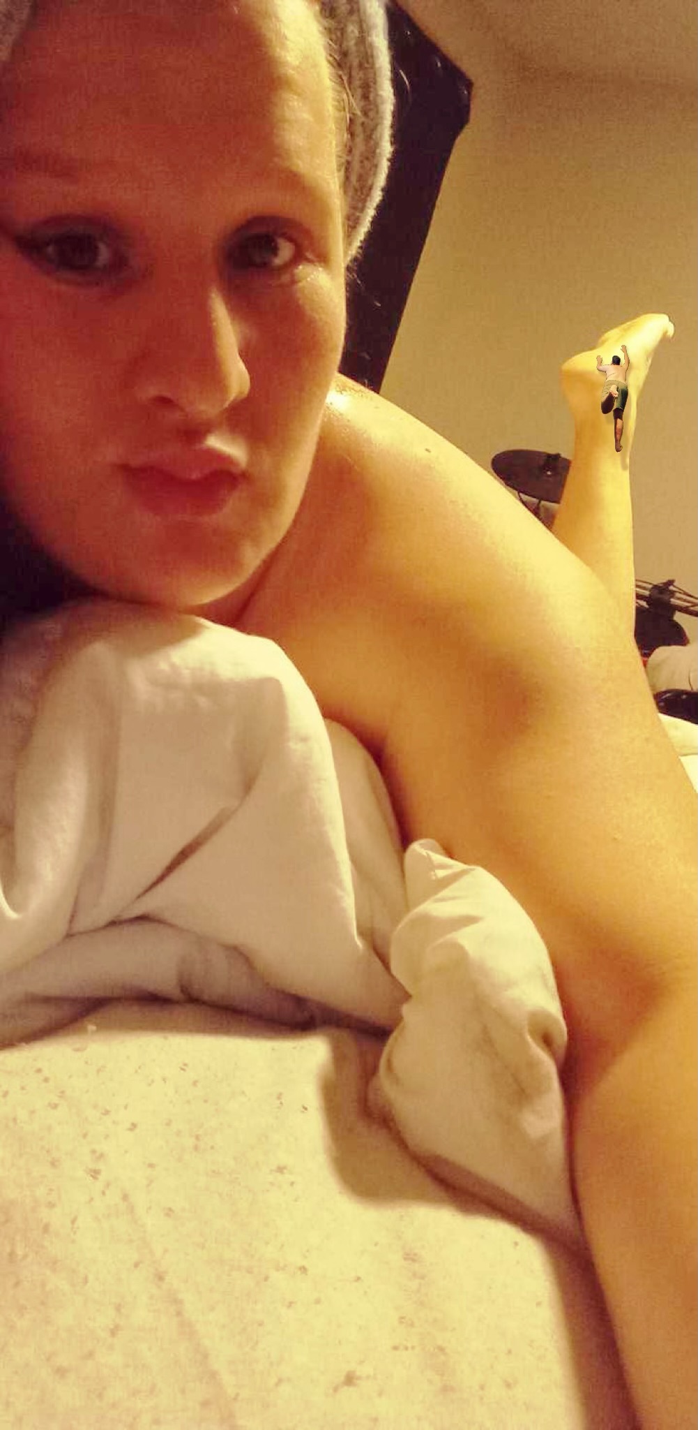 Ashley is quick with her feet hard to hang on