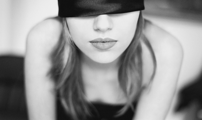 Blindfolded Woman Photostudy by Lexx-Artist on DeviantArt