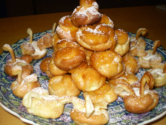 Croquembouche with Choux Swans