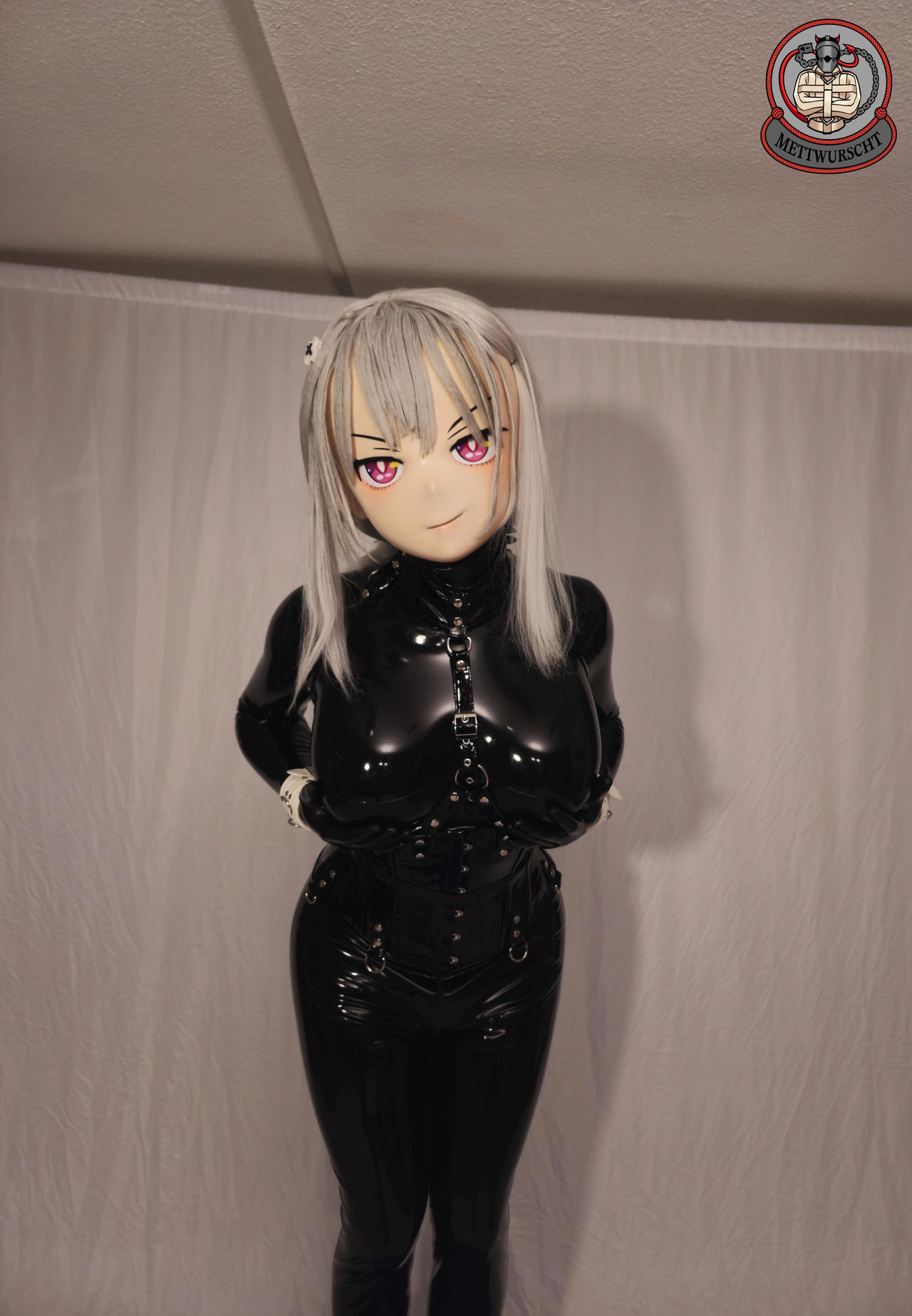Latex Kigurumi Doll Posing By Mettwurscht On DeviantArt latex-kigurumi-doll-posing-by-mettwurscht-on-deviantart