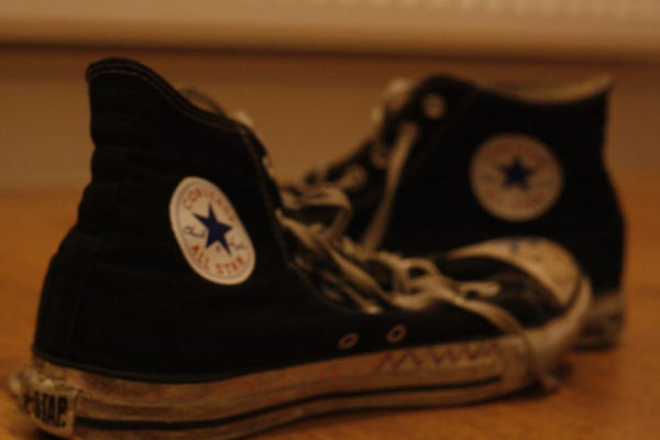 Converse Deviantart Converse by DancingInDust on DeviantArt