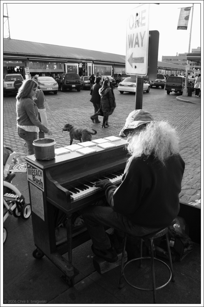 Sidewalk Beethoven by MushroomMagic