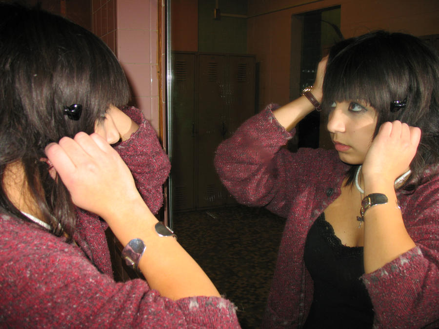 Primping by LunaViolet on DeviantArt