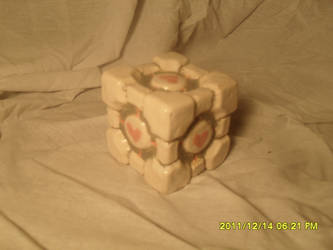 Companion Cube v4