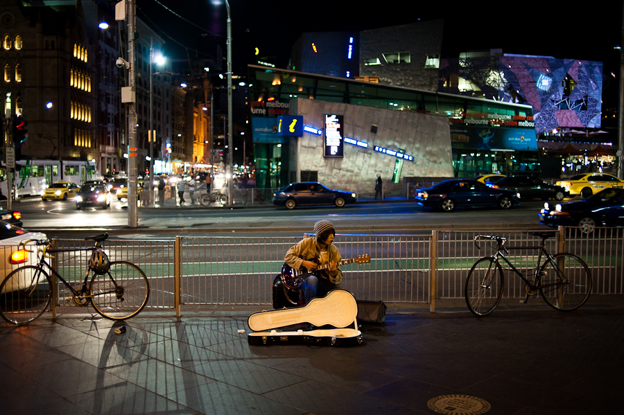 Busker, Melbourne 09