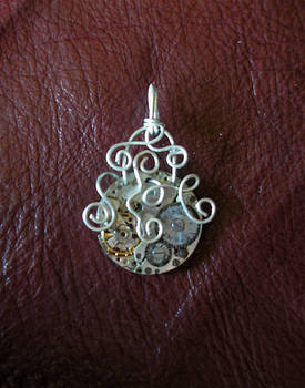 Steampunk Pendant 4