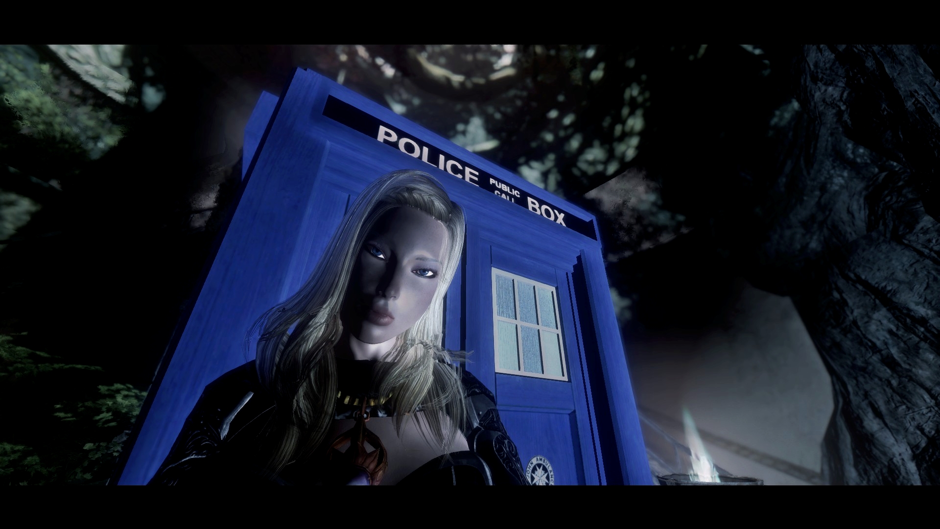 Nicci pose devant le Tardis