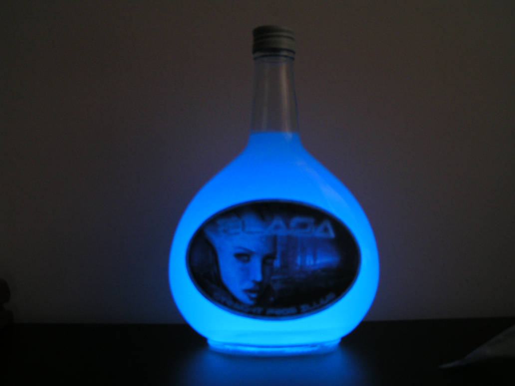 elasa-bottle-glowing-by-wunsz-on-deviantart