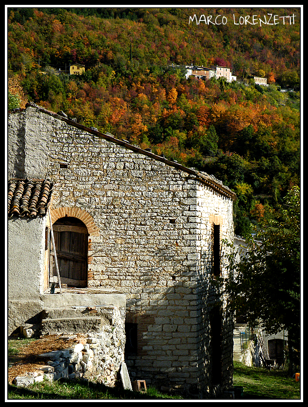 VALLEMONTAGNANA DI FABRIANO (AN) - DOOR OF A DREAM