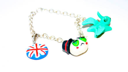 APH: England Bracelet