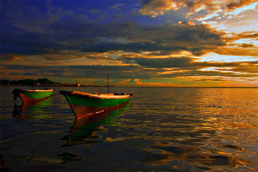 Couple,Under The Sunset