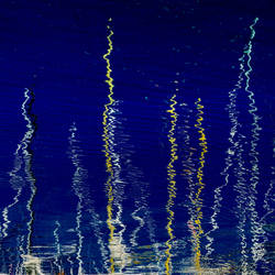 Random abstraction on water 10