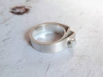 Modern silver ring by Kreagora