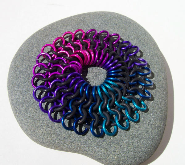 Multi-color Stretchy Chainmail by MagicSoup on DeviantArt