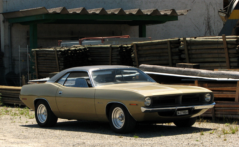 1970 Barracuda V