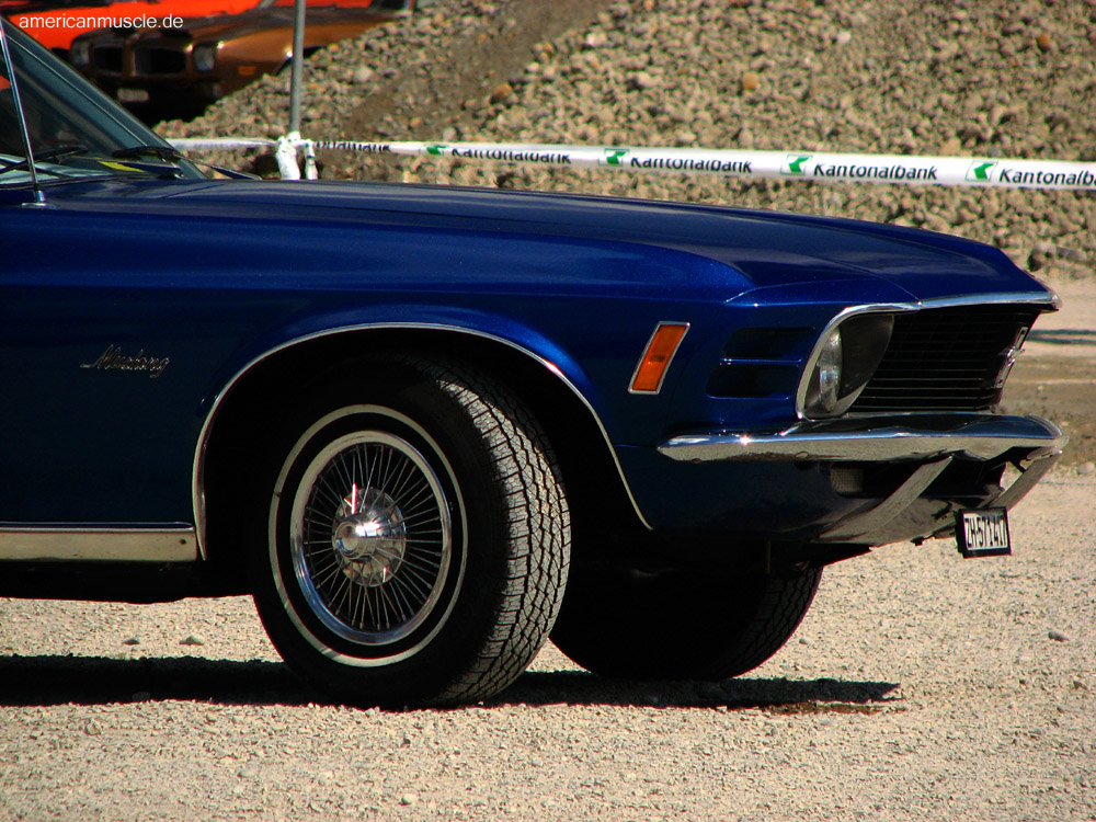 blue 70 stang