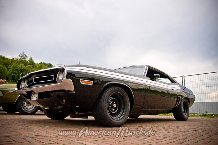 black 71 challenger rt