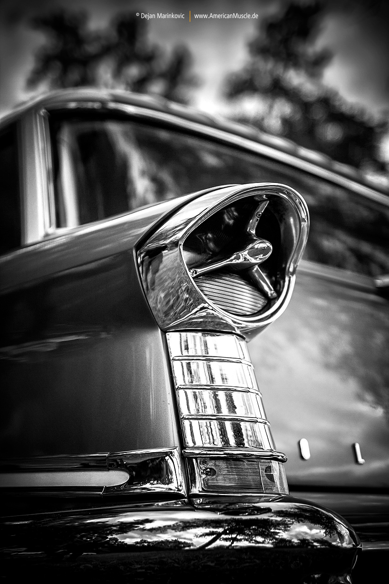 1957 Oldsmobile Super 88 Fiesta Wagon - Detail