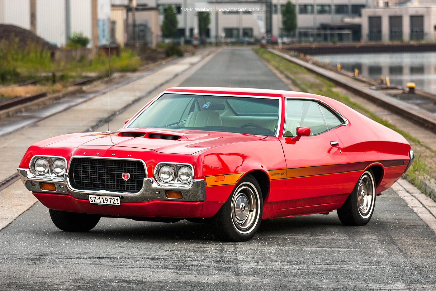 File:Ford Gran Torino 1972 Hirschaid-20220709-RM-111352.jpg - Wikimedia  Commons