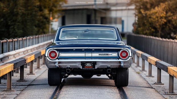 1964 Ford Galaxie 500XL - Shot 2 - Rear