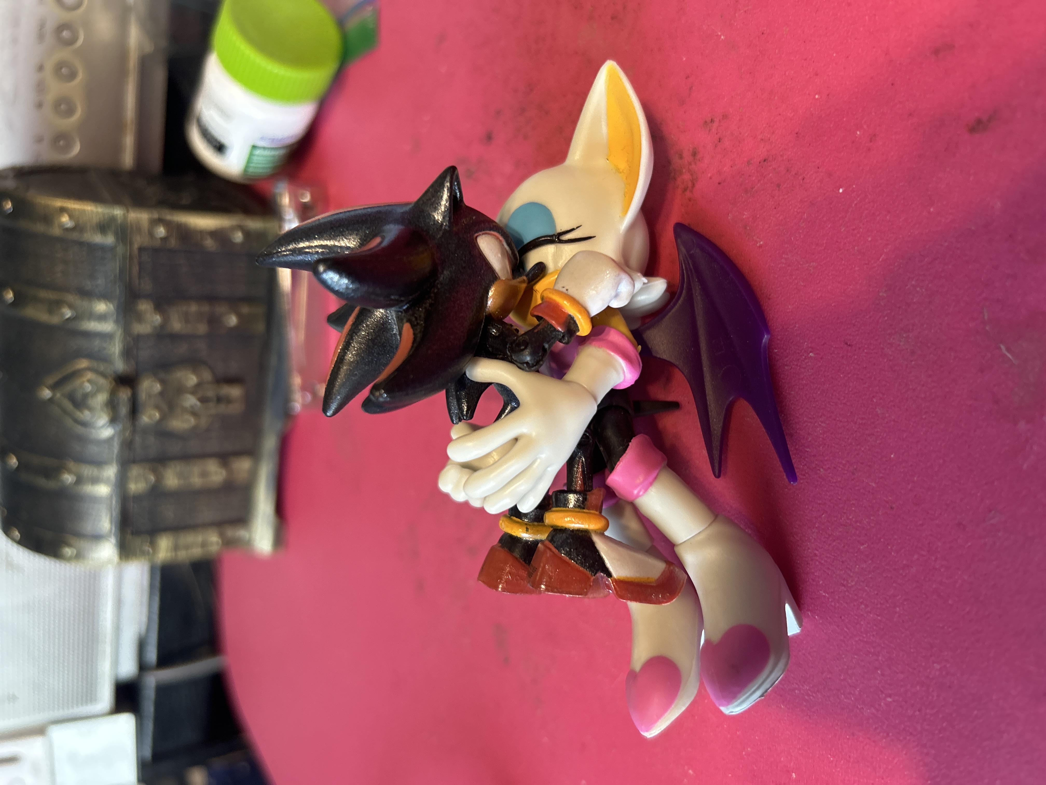 Shadow and rouge laying down and kissing by Hector31298 on DeviantArt