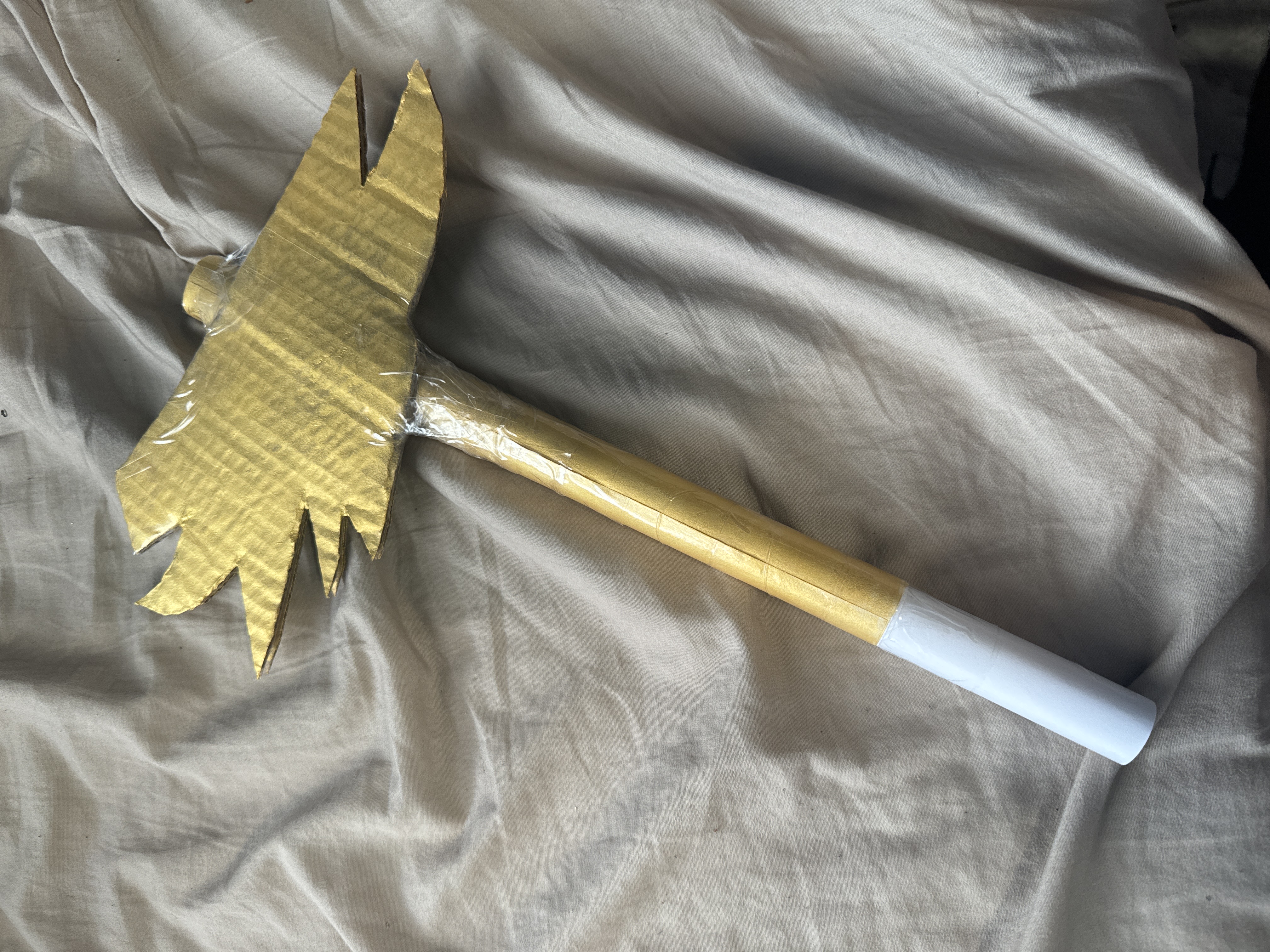 King Kong golden battle axe