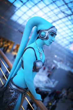 Twilek dancer