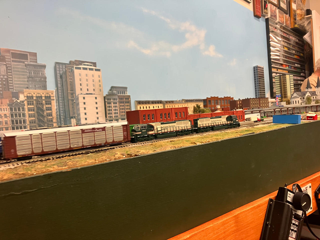 Deviantart Bnsf Train BNSF train passing downtown by Johnnewman121 on DeviantArt