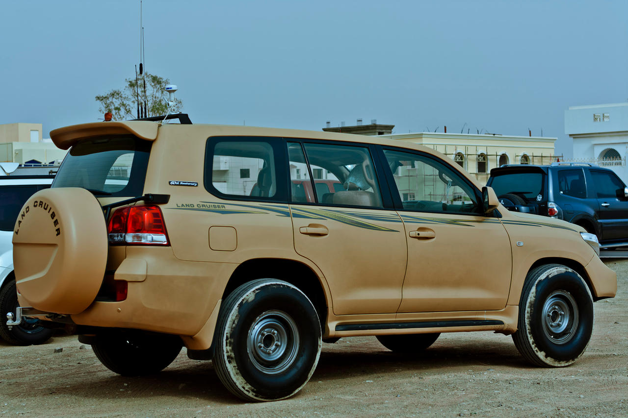 Toyota Land Cruiser 205 GX