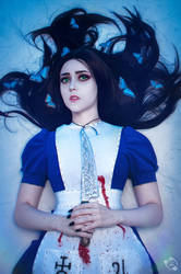 Alice Madness Returns Cosplay