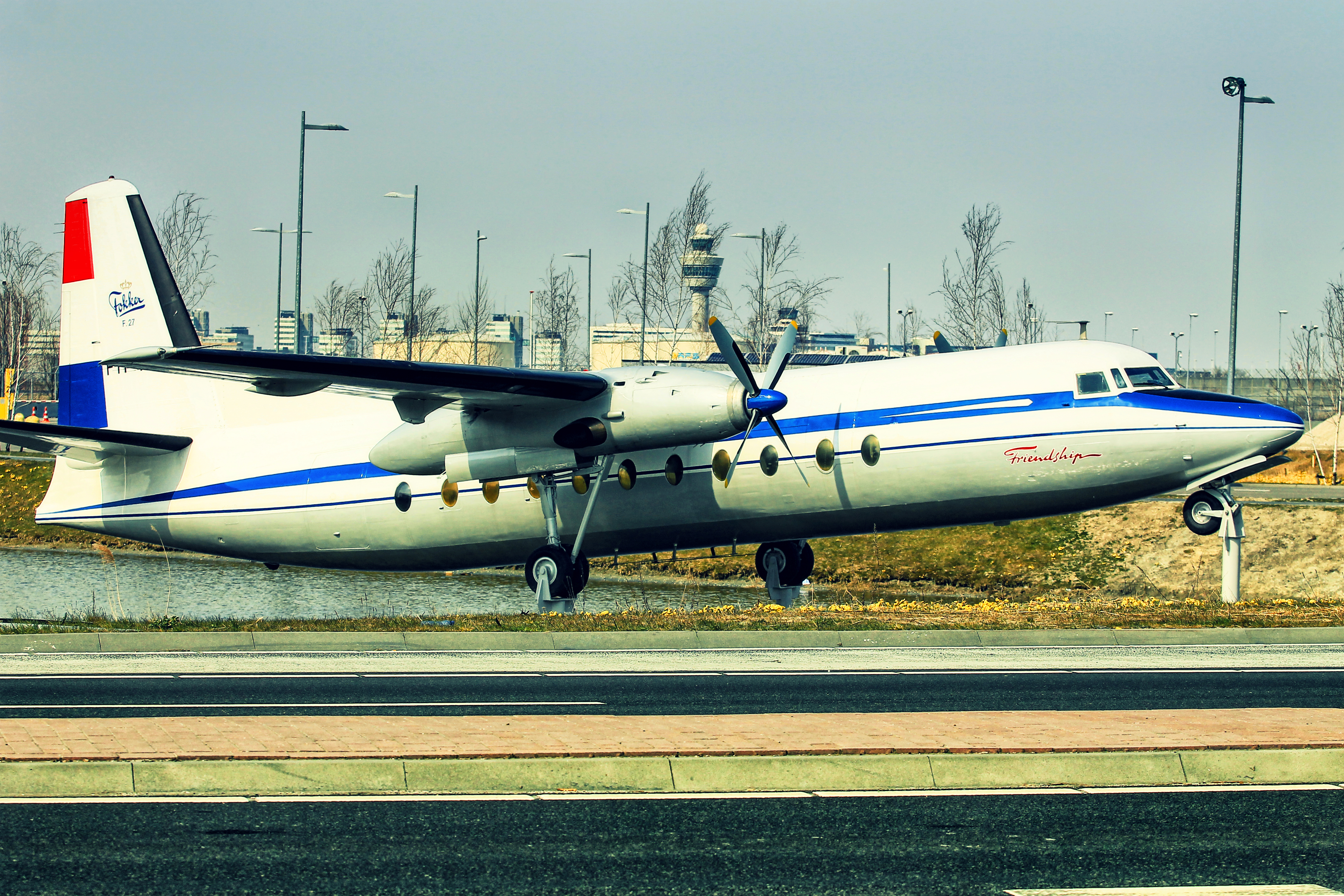 Fokker Friendship