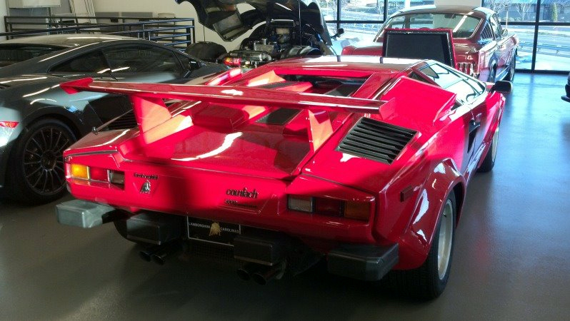 Lamborghini Countach Rear End by AllHailZ on DeviantArt