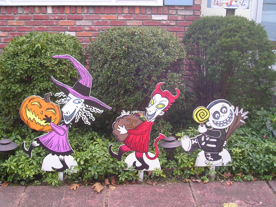 Nightmare Before Christmas Halloween Yard Decor By Animegeer On Deviantart Nightmare Before Christmas Yard Decor
