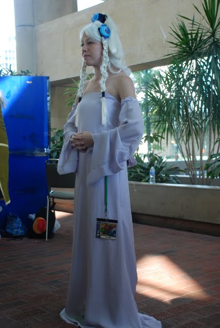 princess yue dress It's a full moon It's princess Yue! It was my first time working with @myungeki! We did this semi impromptu quick shoot, but these are just breathtaking Thank you for