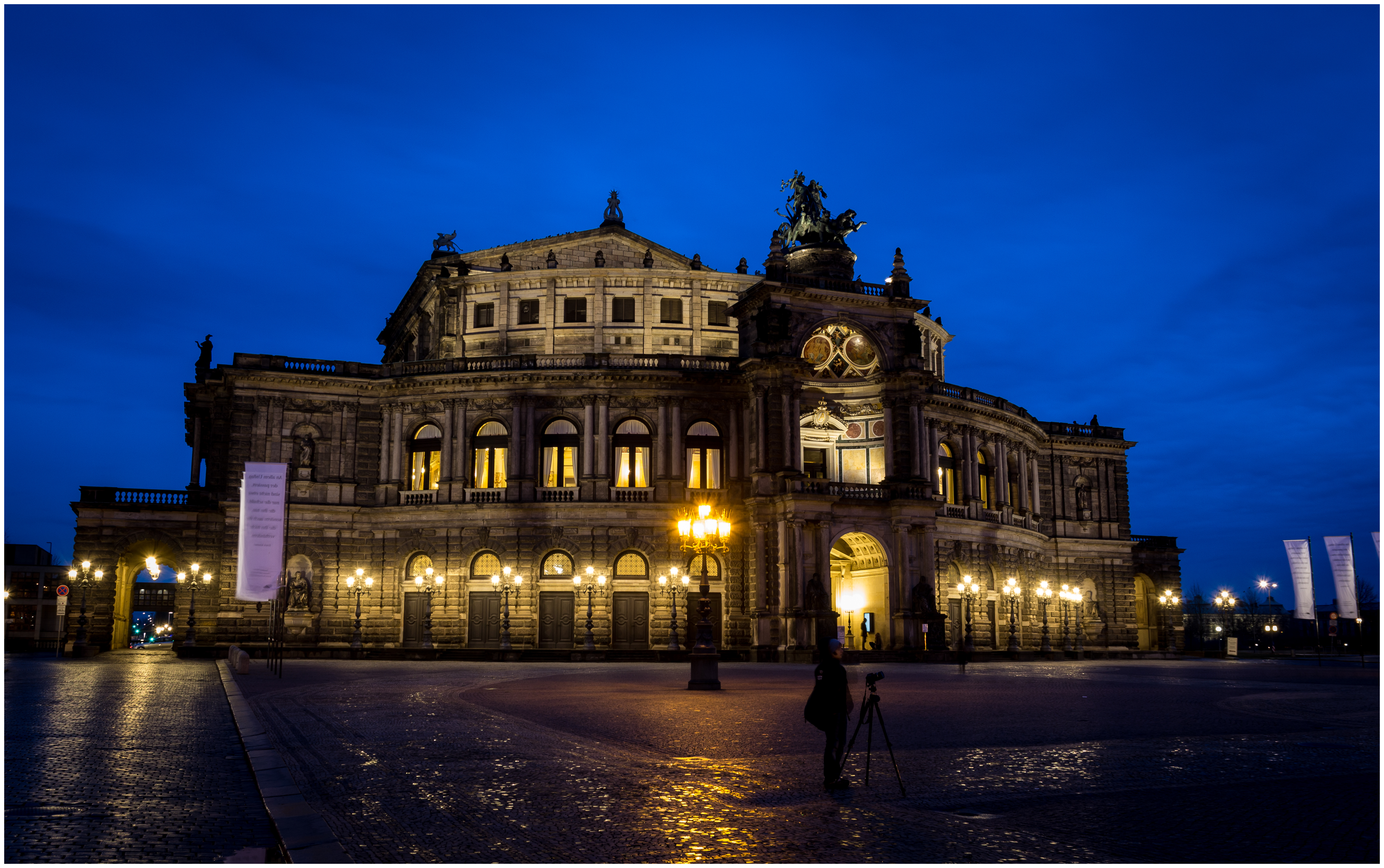 Semper Oper im Februar