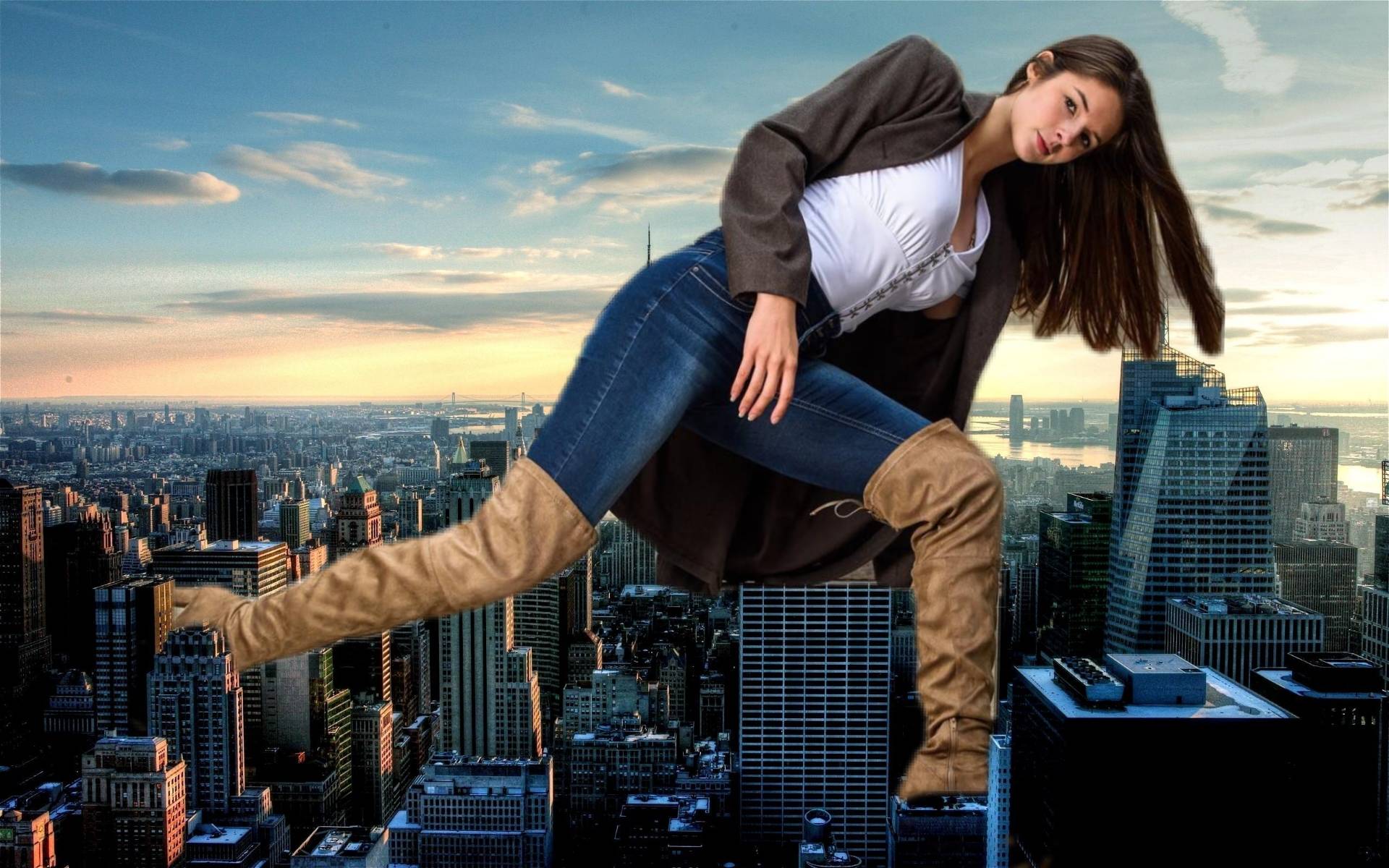 Deviantart Giantess City