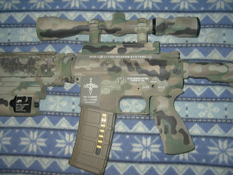 Multicam VLTOR Luna rifle (main body pic)