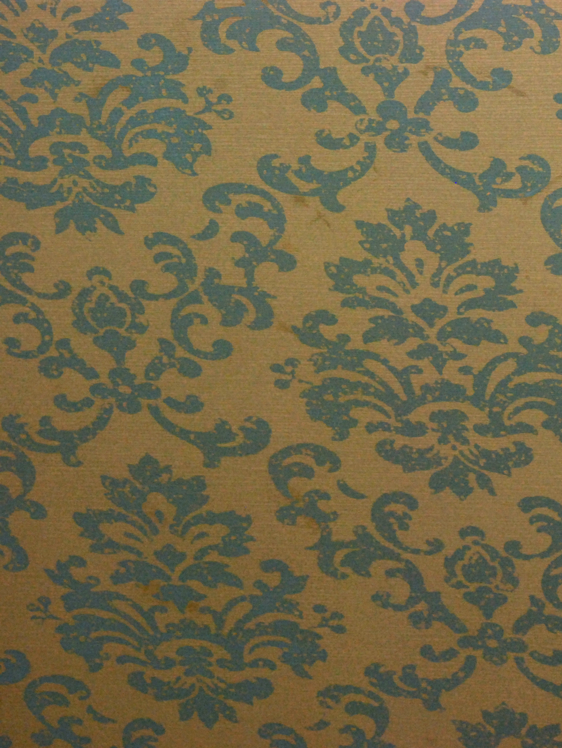antique wallpaper pattern