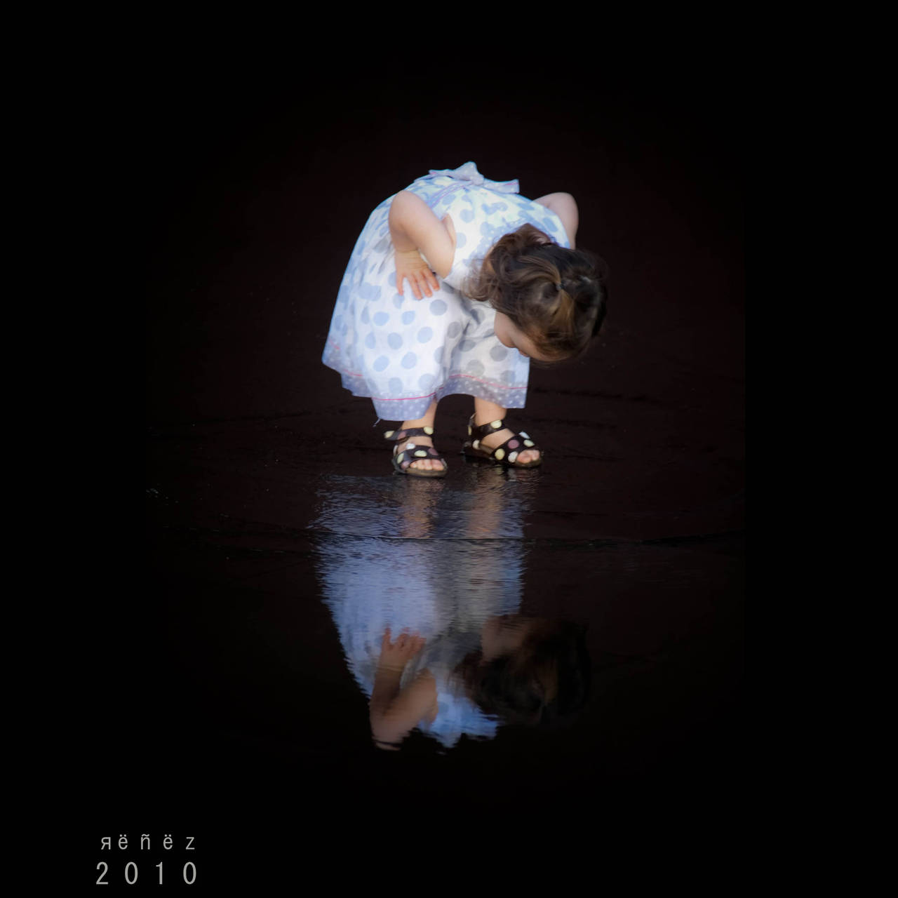 Mirror by Renez
